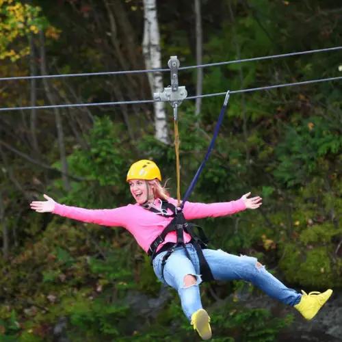 Zip line i zjazdy na zaporze Labská