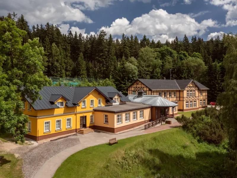 Feierlichkeiten zum 90-jährigen Bestehen der Schule