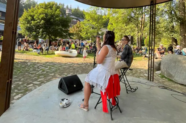 ČERVENEC A SRPEN - Špindl Unplugged