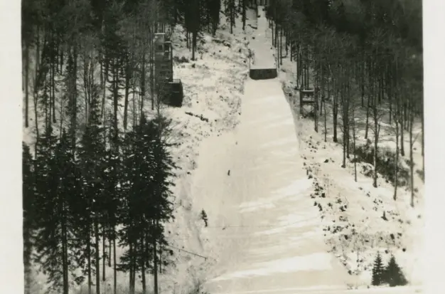 Skoki narciarskie na&nbsp;mostach dla dziewcząt