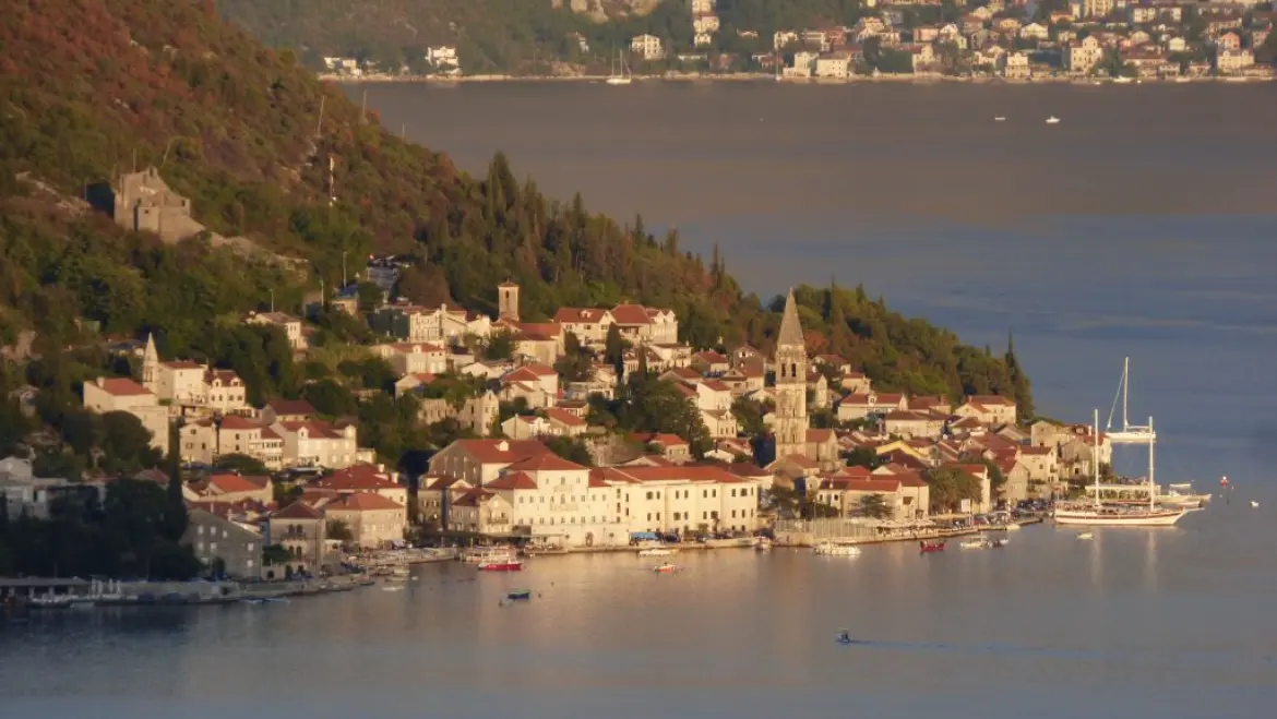 Chat with the hotelier