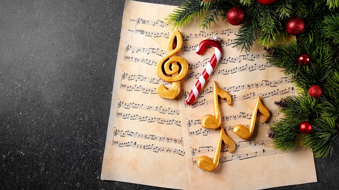 Weihnachtslieder bei Kerzenschein singen